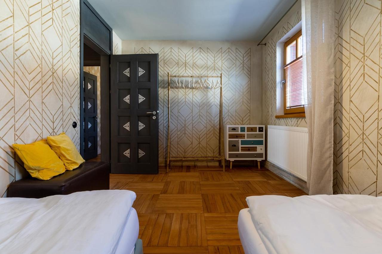 Patek Premium Apartments - Airport Lawica & Mtp & Car Races & International Trade Fairs Skórzewo Dış mekan fotoğraf